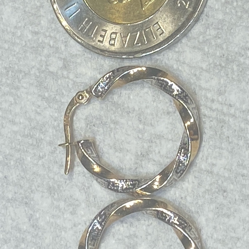 2 tone 10k gold earrings - Picture 4 of 6